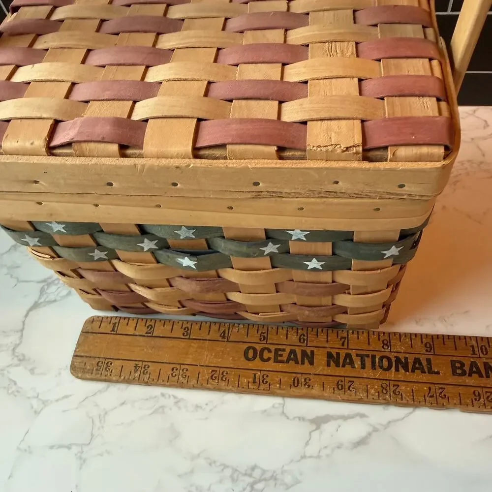 VTG Patriotic Stars Woven Wood Basket Lid Decor